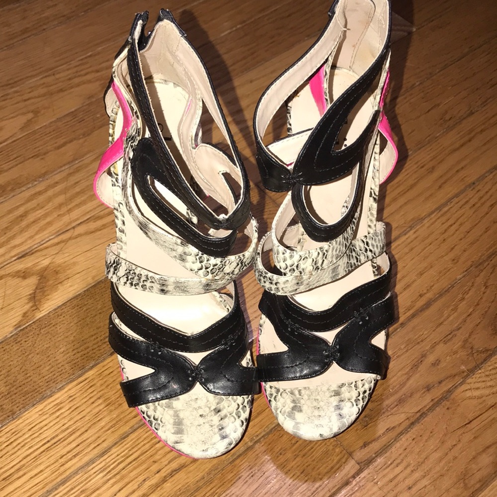 Multicolor Shi by Journeys heels